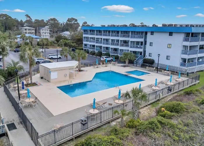 Beach-Pool-Private Balcony