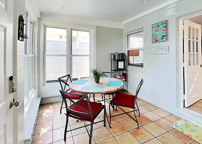 Captains Quarters A